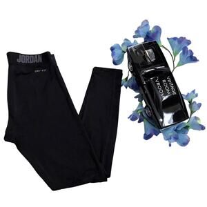 Jordan NWOT Black Compression Tights Boys L (12-13)